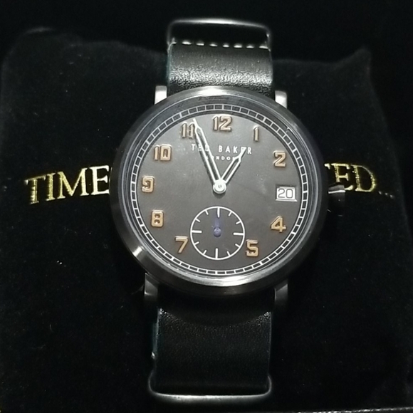 💕TED BAKER💕 Logani Leather Strap Watch Black NWT - Picture 1 of 10